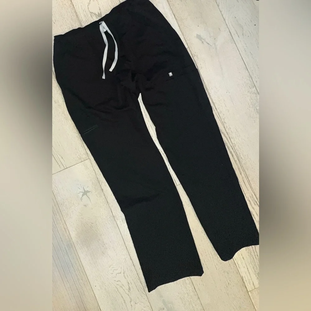 Like New Excellent Figs Mens Cairo Cargo Scrub Pants Black Size: XXL